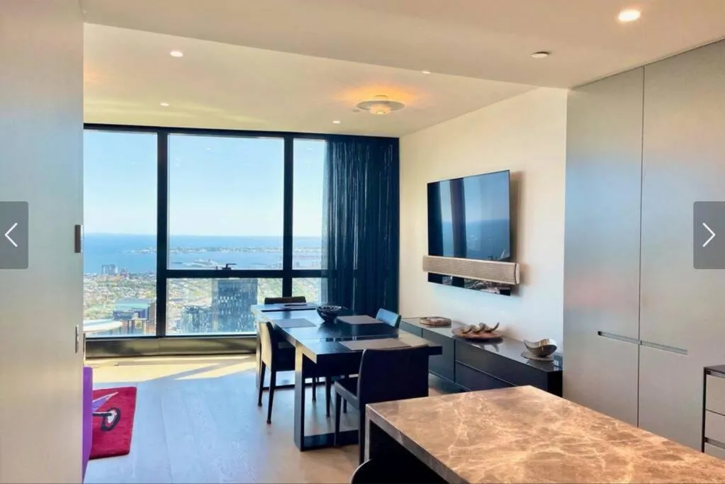 Sky High Luxury, Panoramic Views — 3