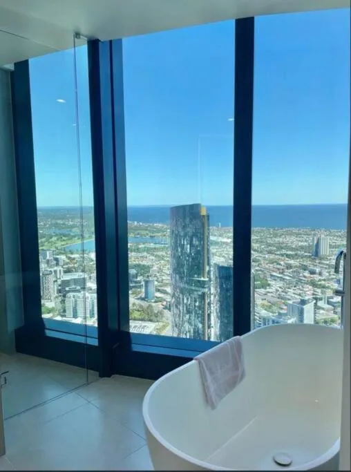 Sky High Luxury, Panoramic Views — 4