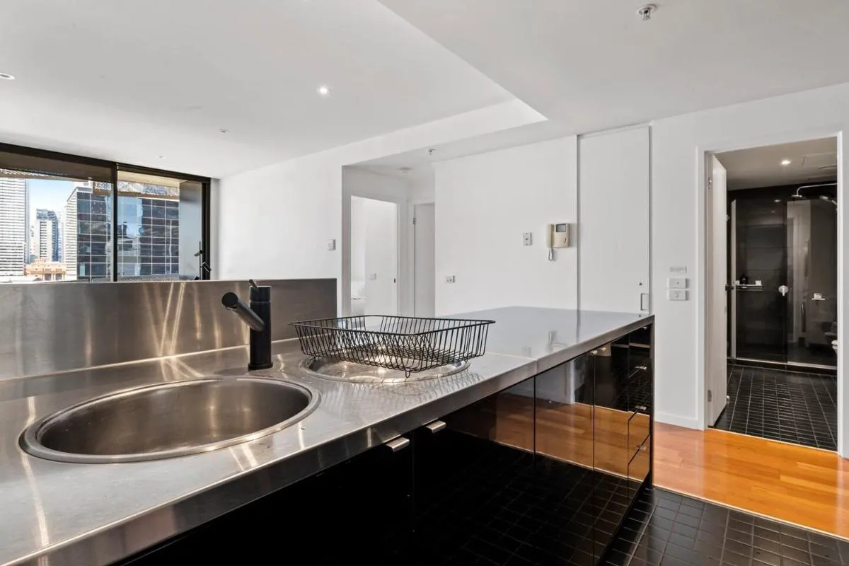 Sky Way on 10th – A Sleek Balcony Pad with Parking — 3