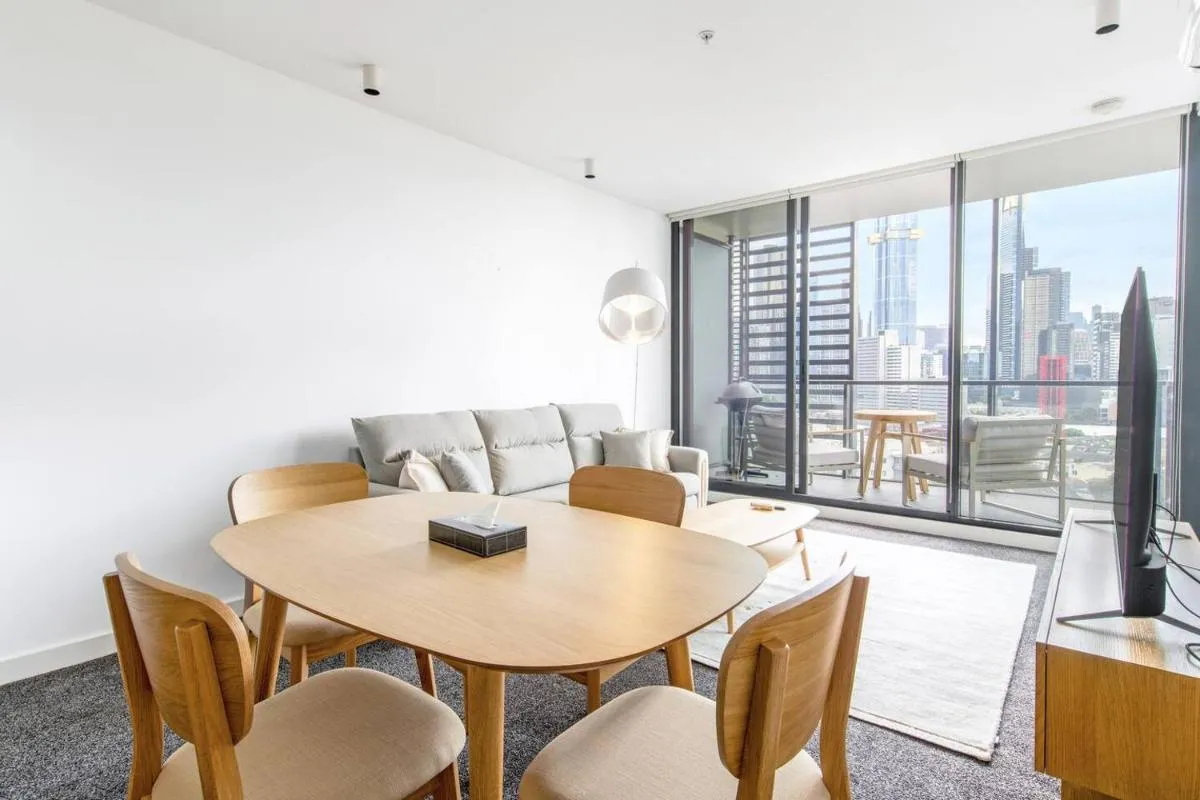 Skyhigh’s Edge – City View Serenity by St Kilda Rd — 4