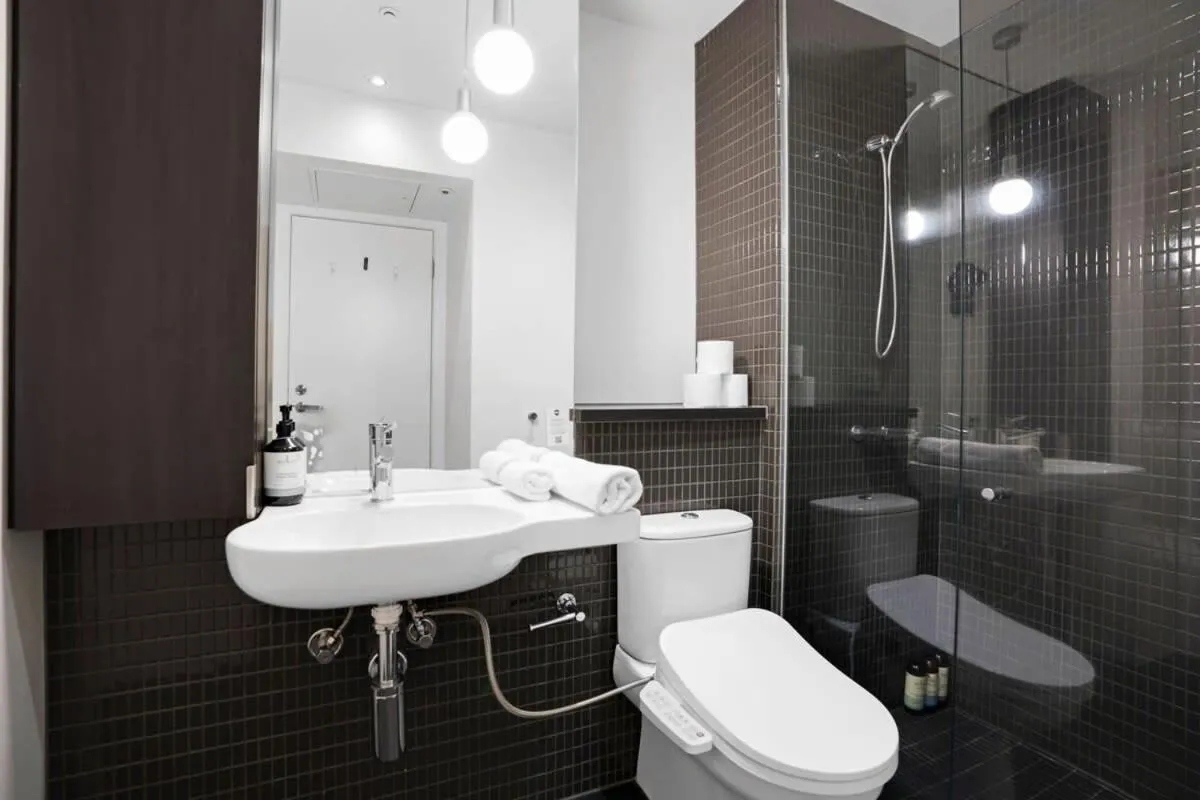 South Yarra Apartment – Stunning one bedroom secure and cozy Apt — 3