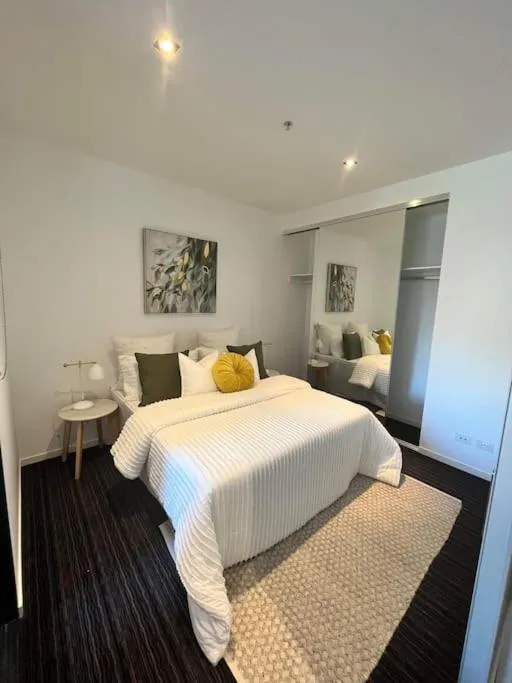 St. Kilda Beach Apartment — 3