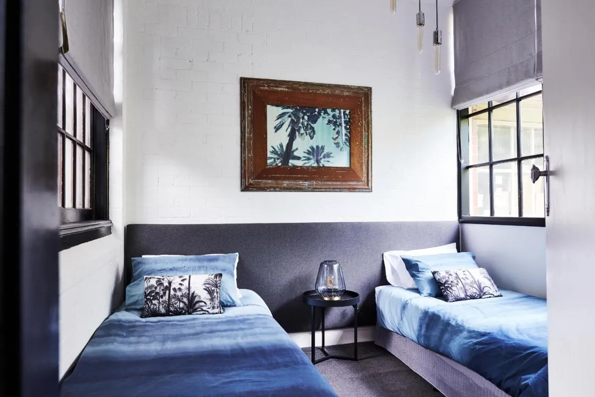 St Kilda Beachfront Penthouse — 2