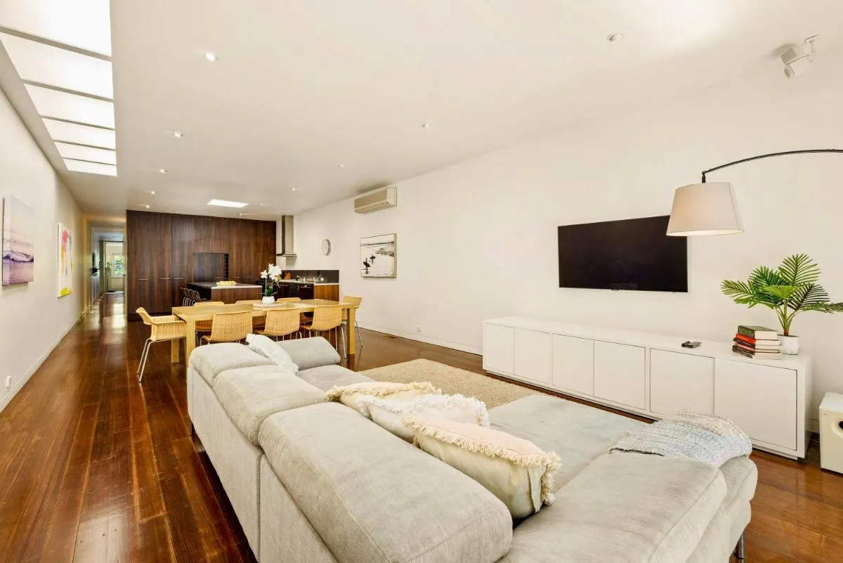 St Kilda Style – Stunning 3 Bedroom House — 5