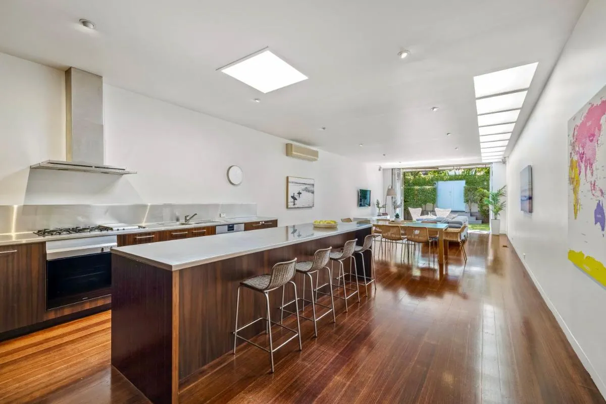 St Kilda Style – Stunning 3 Bedroom House — 4