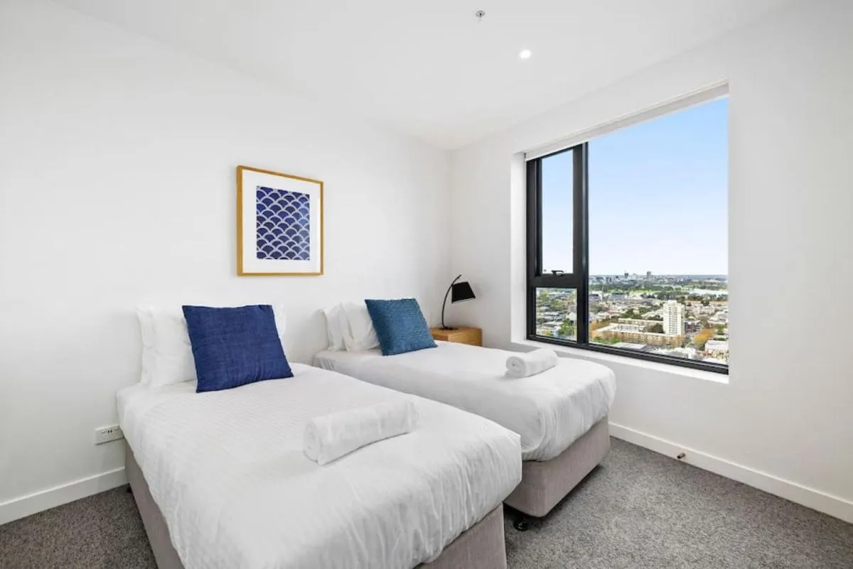 Stunning Stature Southbank 2bed — 2
