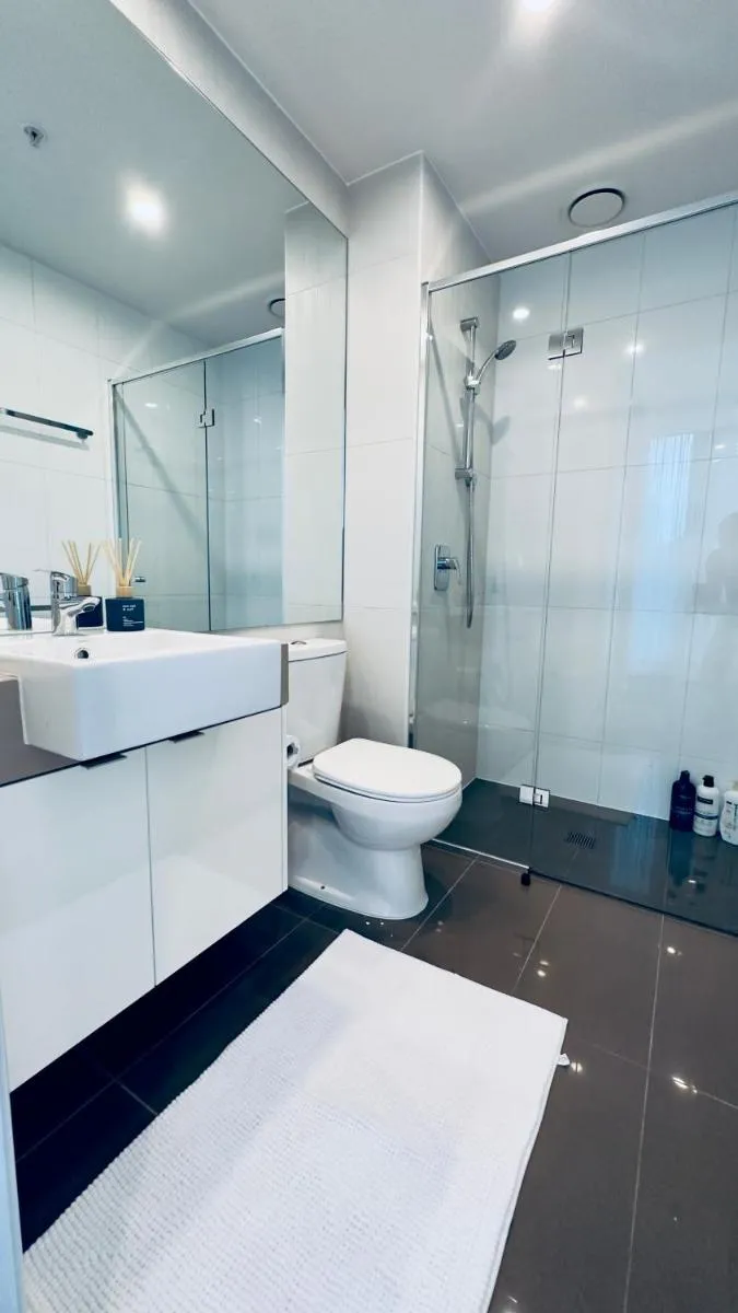 Stylish Southbank apartment Plus Free Parking for 2 Cars — 4