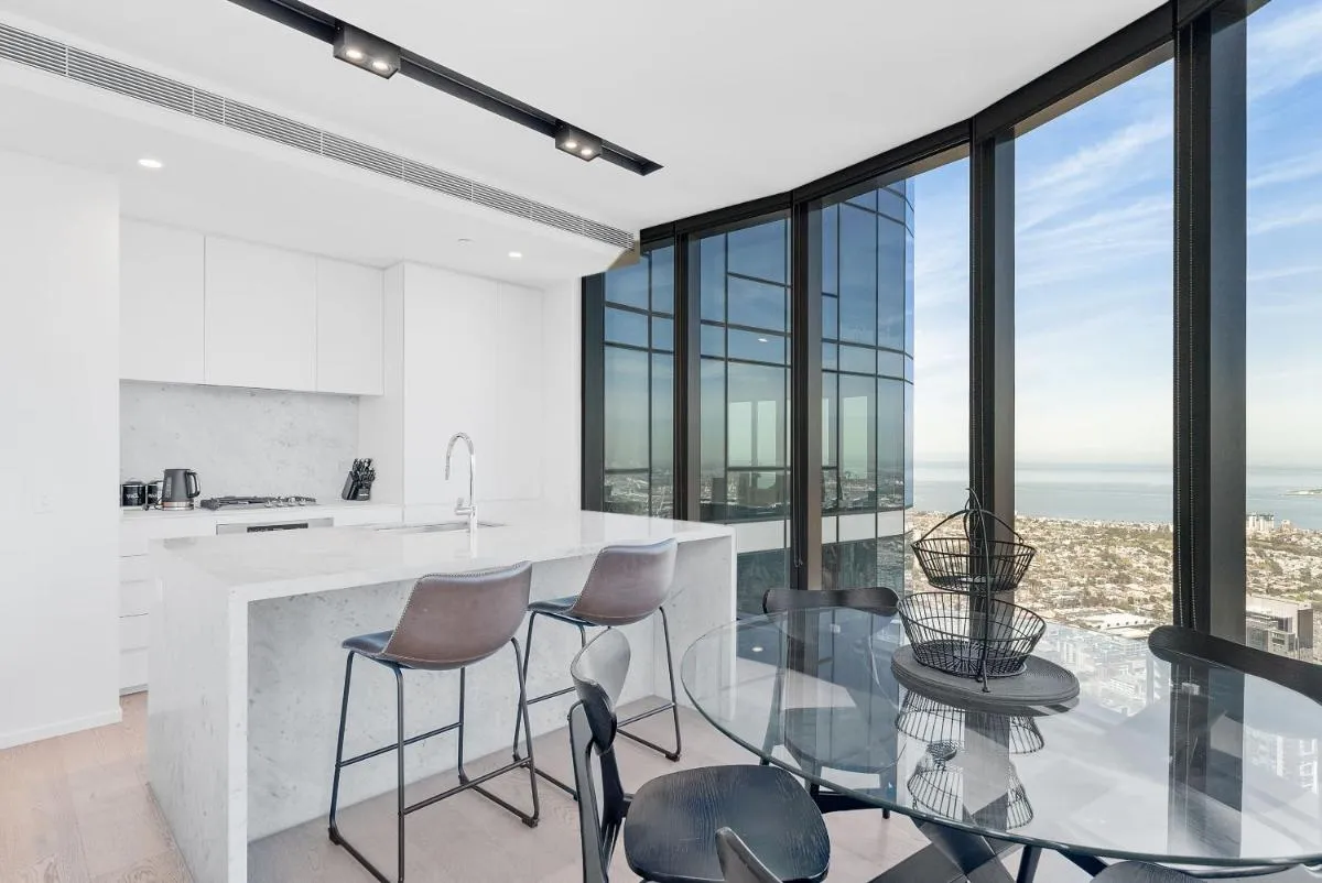 Sub Penthouse Apartment – 8408 — 4