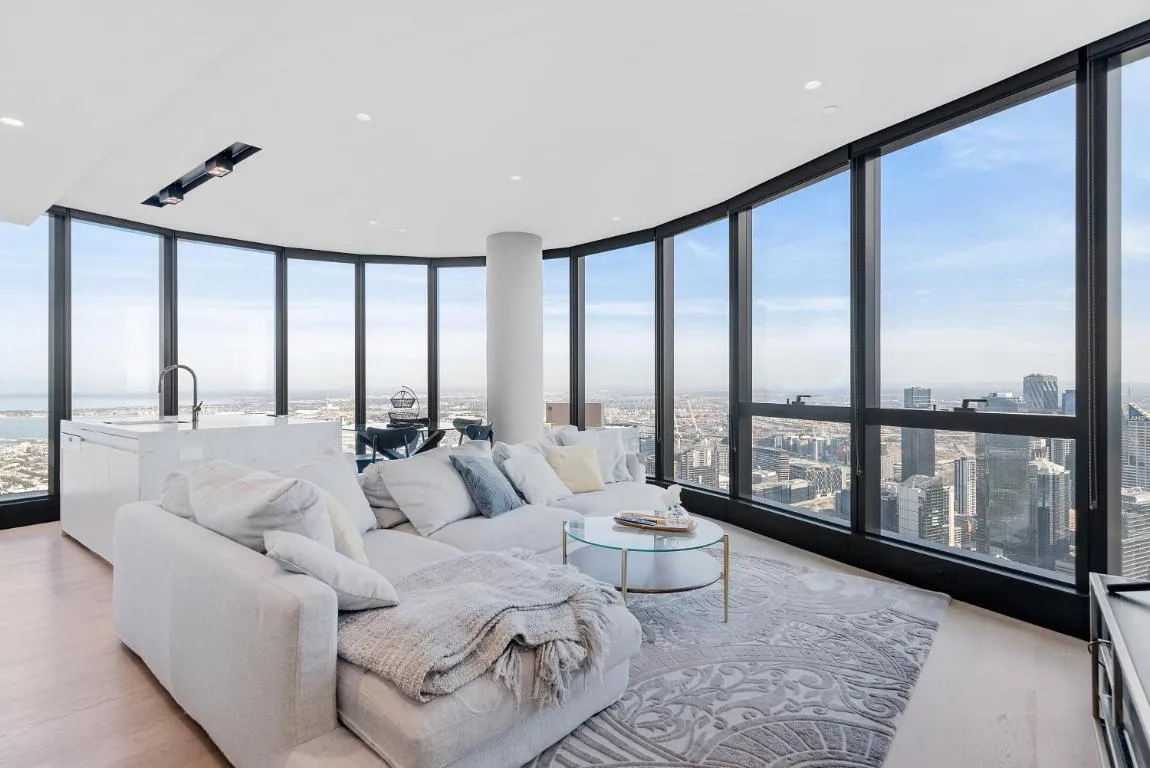 Sub Penthouse Apartment – 8408