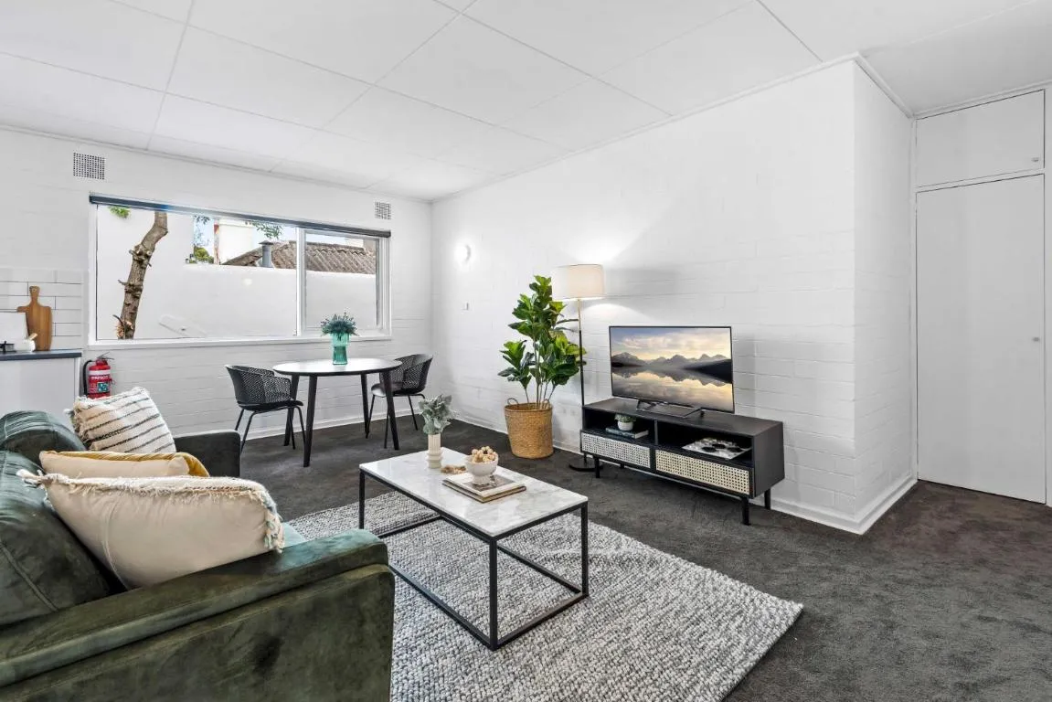 Superb 1-Bed Unit with A Generous Balcony