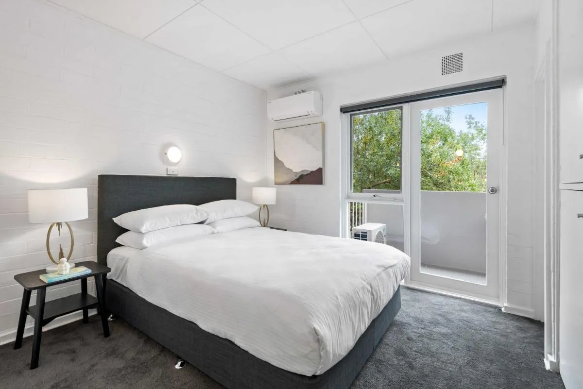 Superb 1-Bed Unit with A Generous Balcony — 2