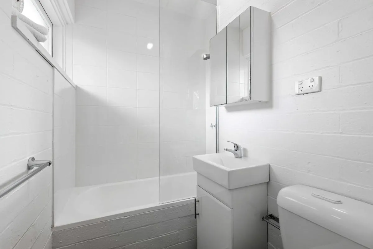 Superb 1-Bed Unit with A Generous Balcony — 3