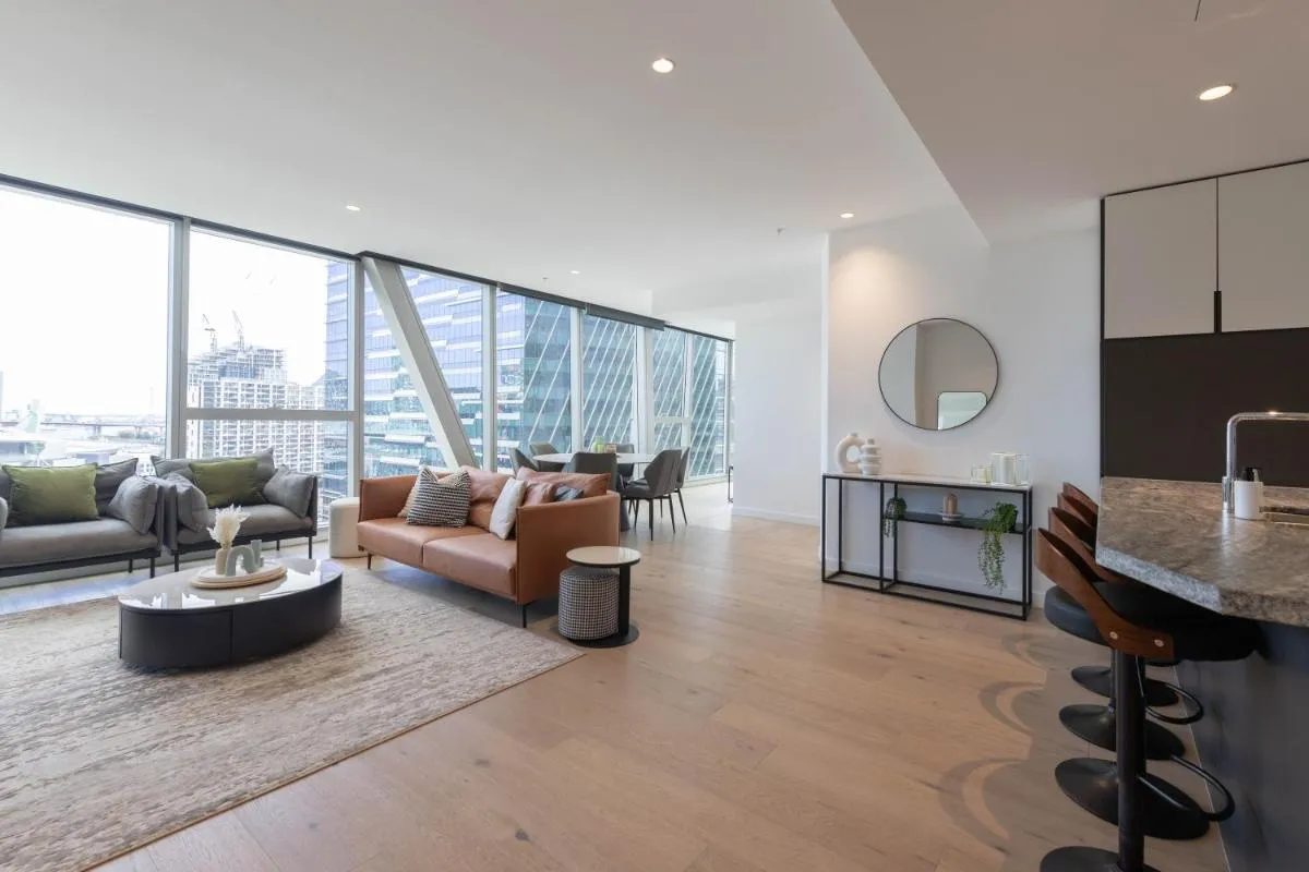 Supreme Sub-Penthouse 3 Bedroom Apartment in Melbourne CBD — 5