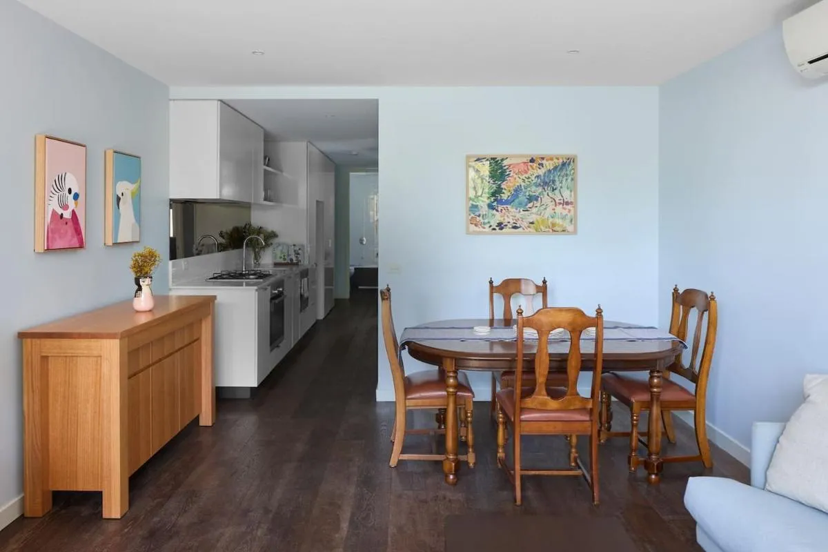 The Abby – Contemporary Inner-city Convenience — 4