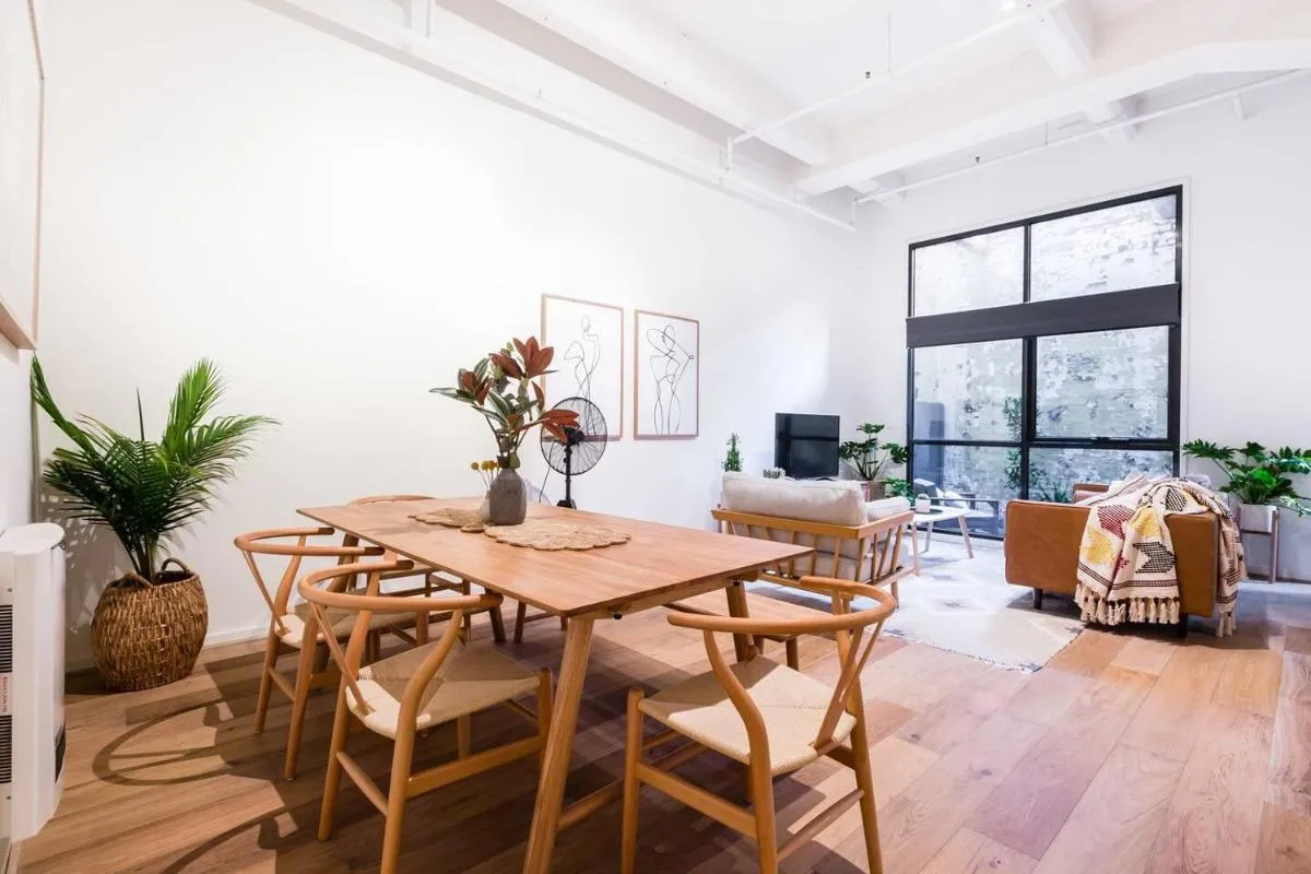 ‘The Chocolate Factory’ Trendy Converted Warehouse — 4
