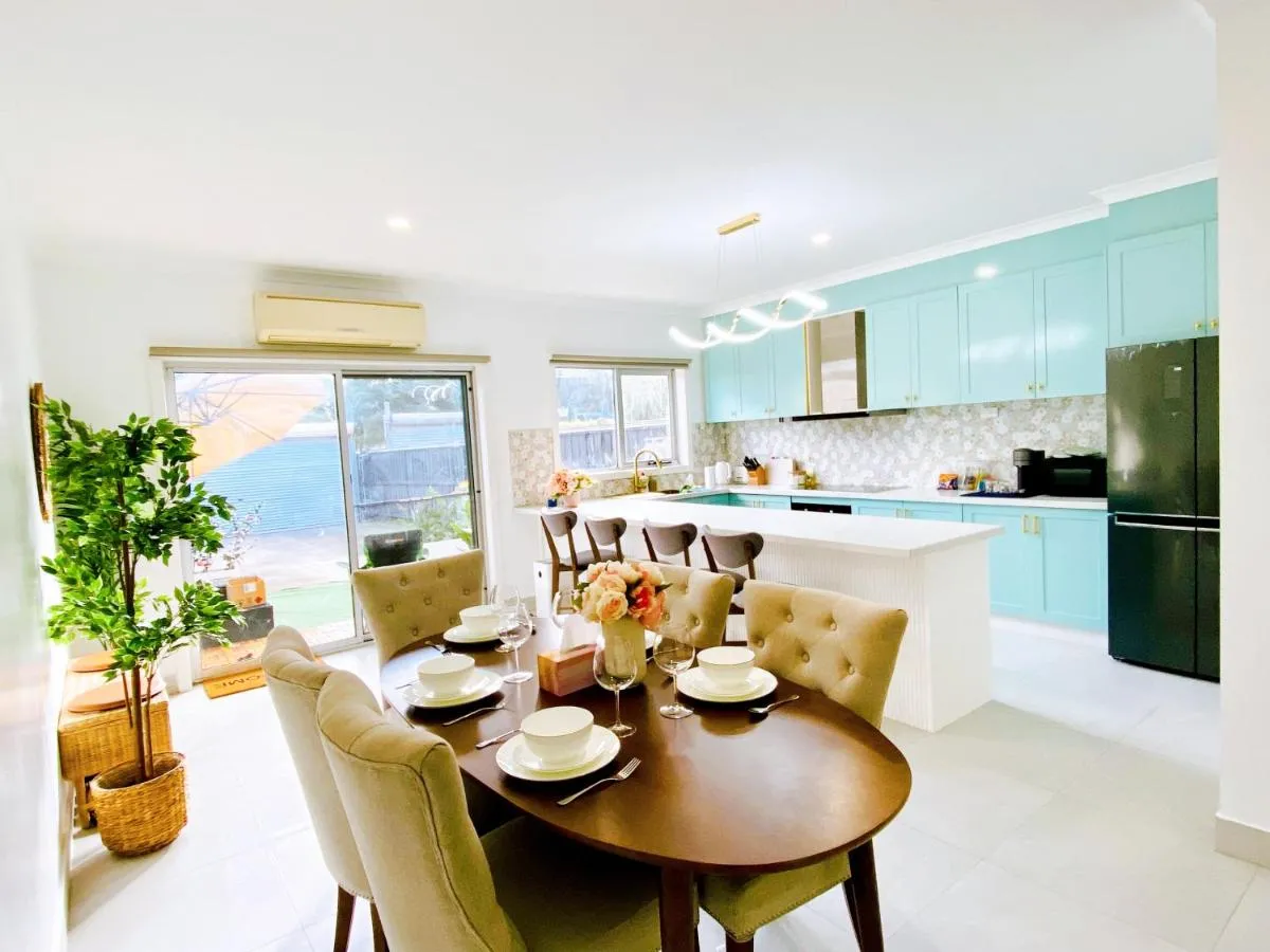 The Daisy House – Family-friendly & top convenient location — 3