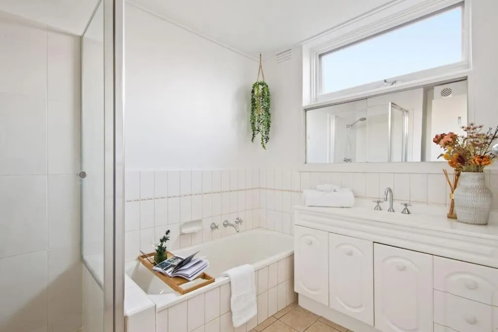 The Elsternwick Abode — 3