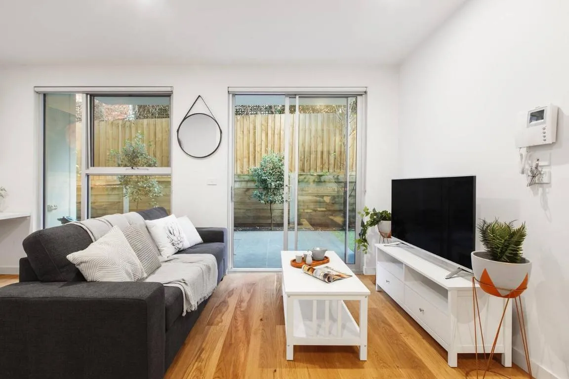 ‘The Ivory’ Well-connected Suburban Seclusion