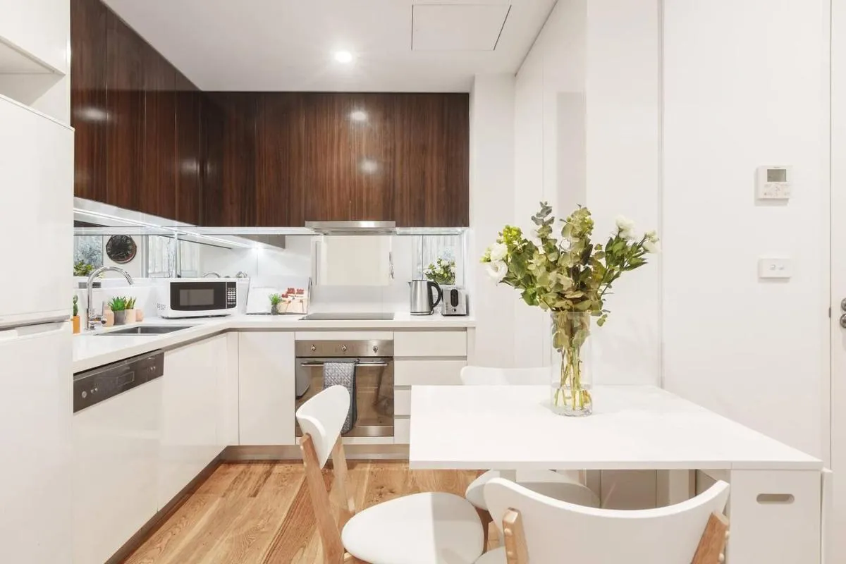 ‘The Ivory’ Well-connected Suburban Seclusion — 5