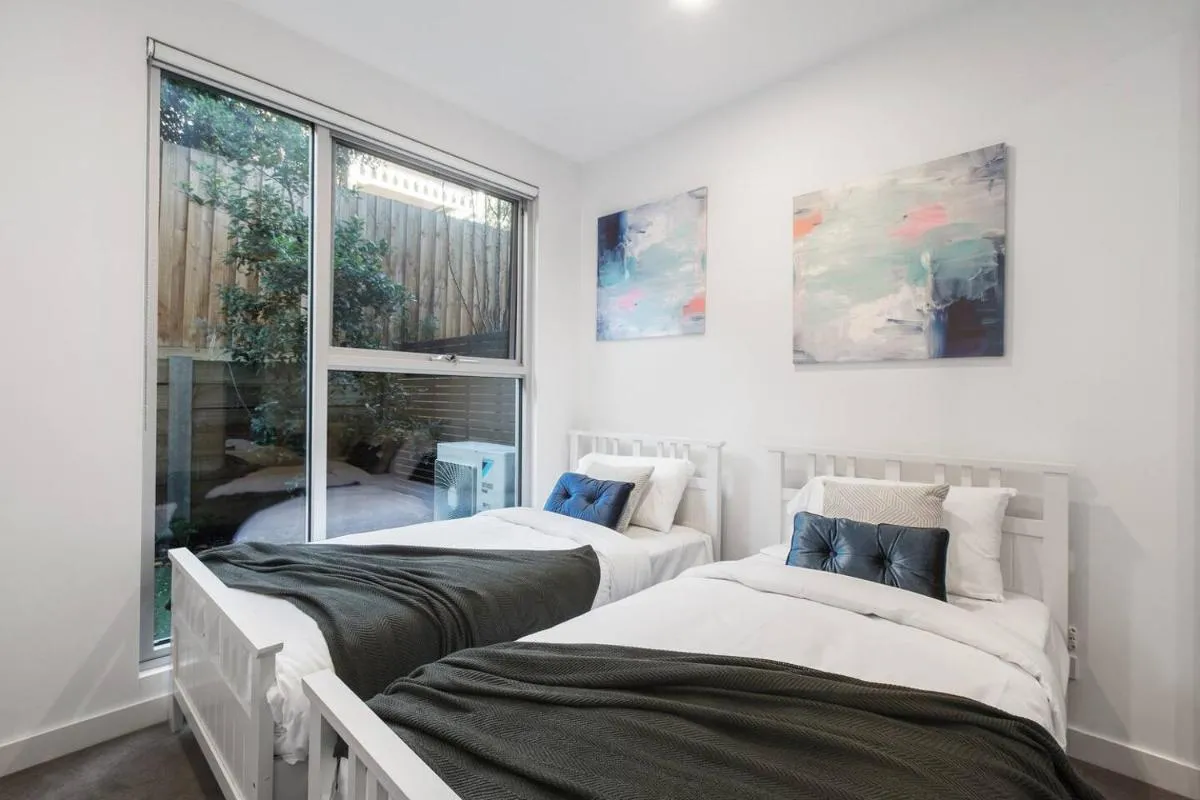 ‘The Ivory’ Well-connected Suburban Seclusion — 2