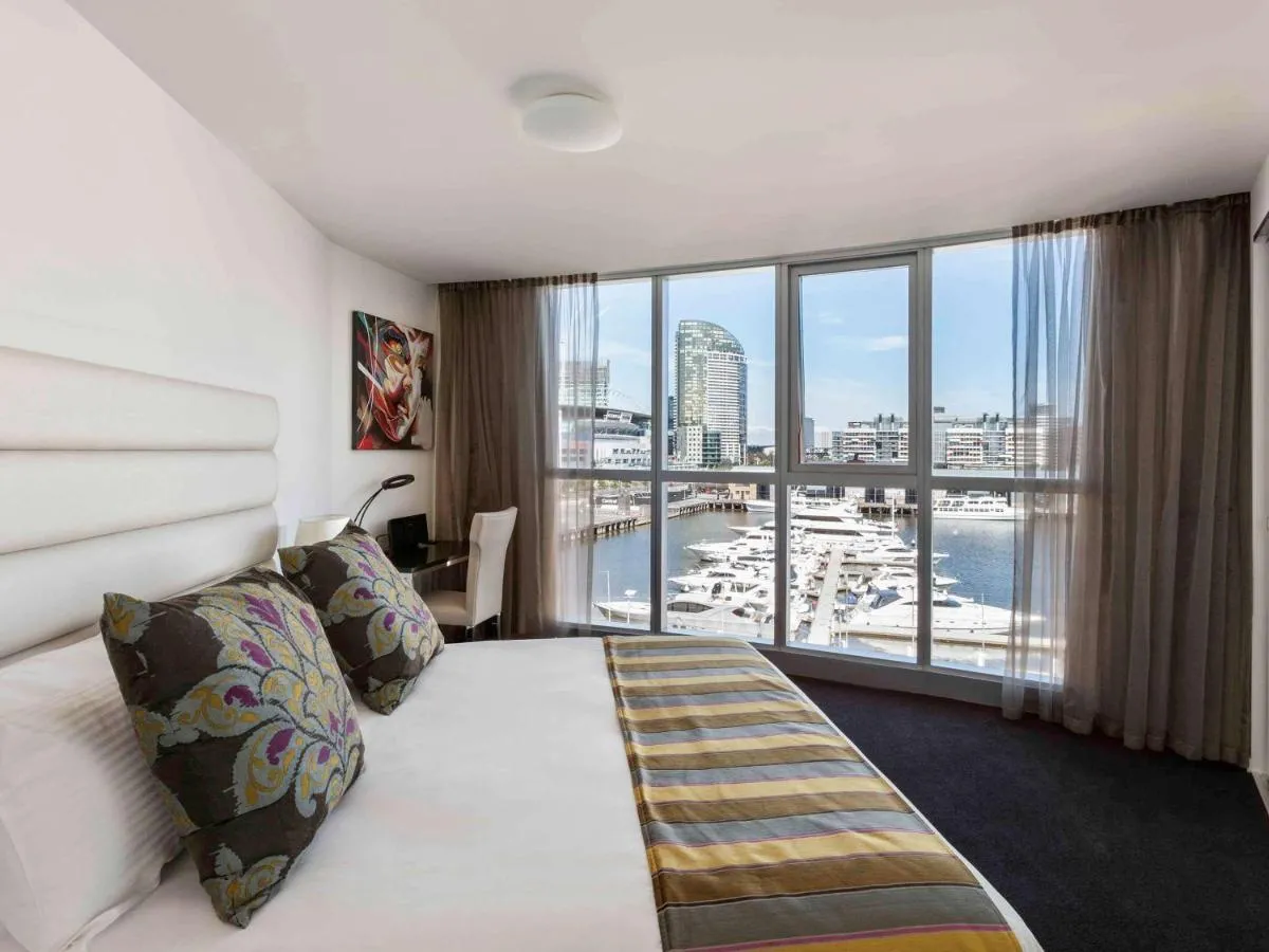 The Sebel Melbourne Docklands Hotel — 2