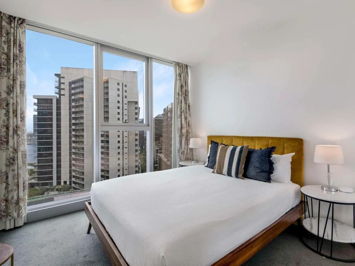 The Sebel Residences Melbourne Docklands Serviced Apartments — 2