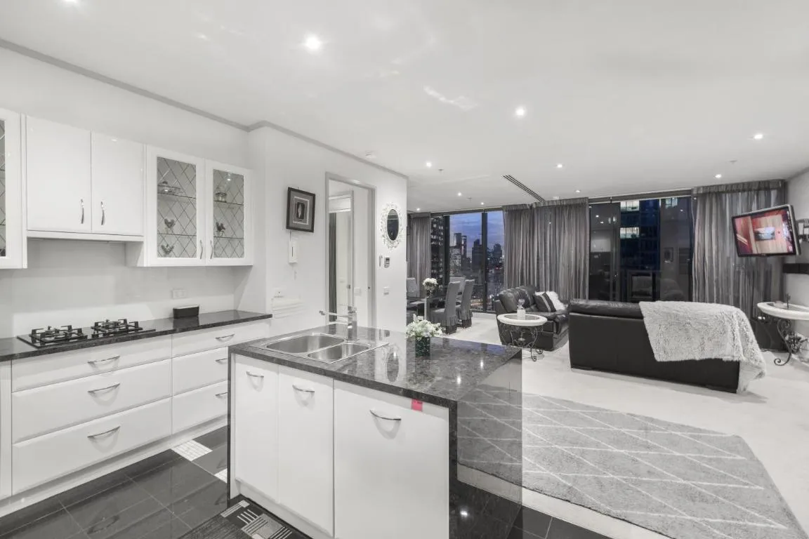 Top Floor 2br2ba Southbankparkingbalcony