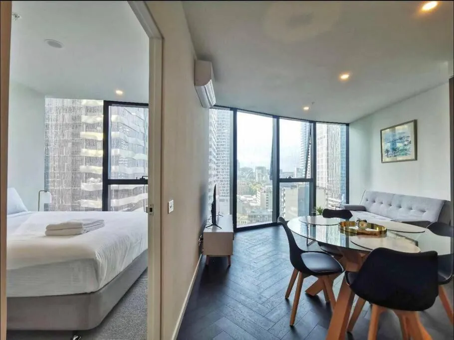 UM1501-Elegant 1BR apartment in SkyHigh — 2