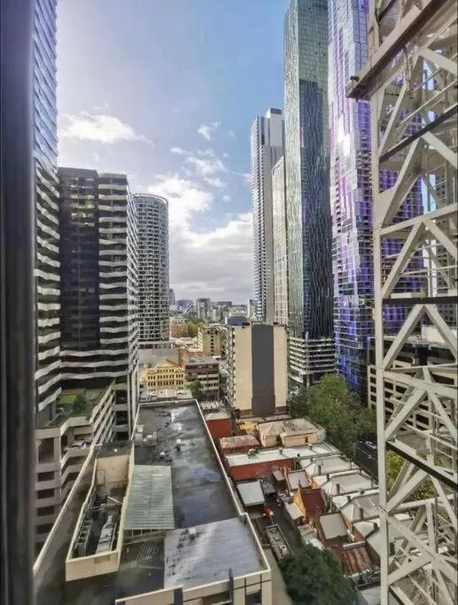 UM1501-Elegant 1BR apartment in SkyHigh — 5