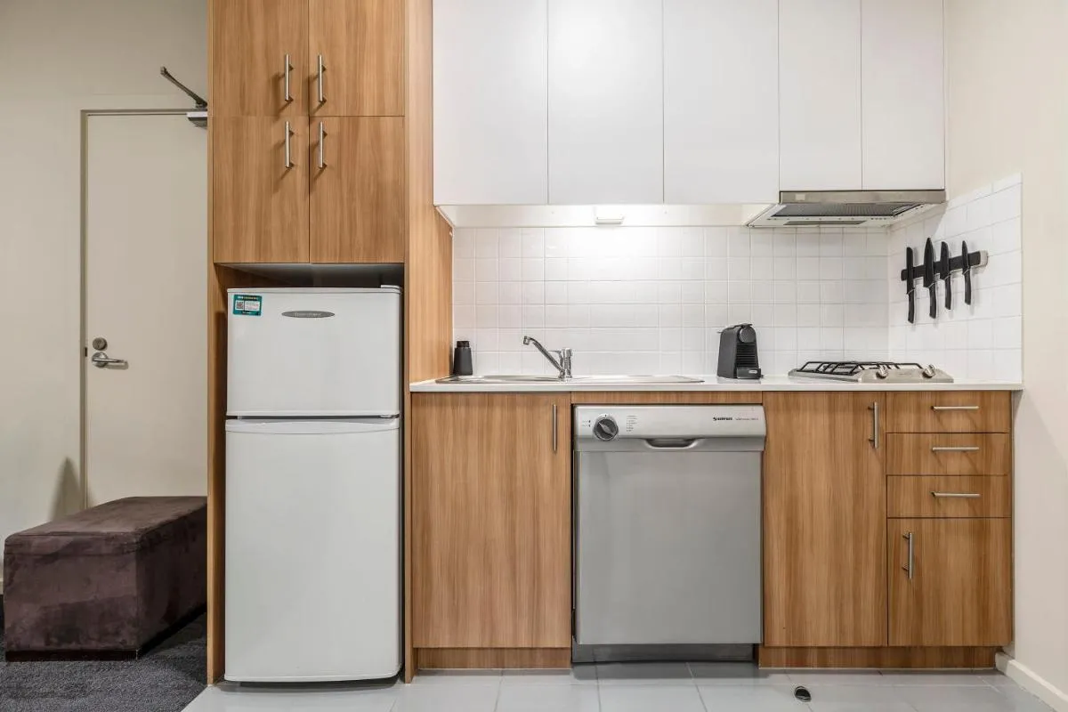 VAQUAY Allure in Melbourne CBD — 4