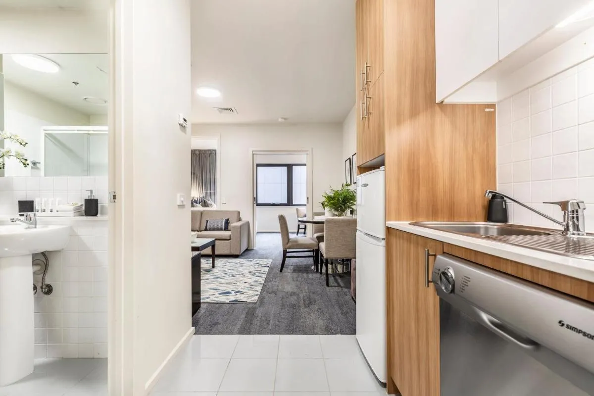 VAQUAY Allure in Melbourne CBD — 3