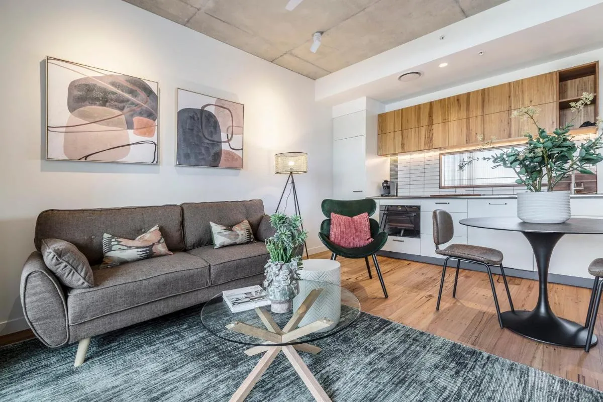 VAQUAY Elements In South Melbourne — 3