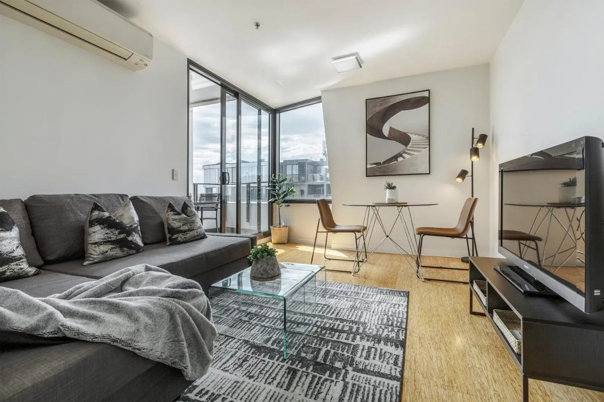 VAQUAY Verge In Brunswick East — 5