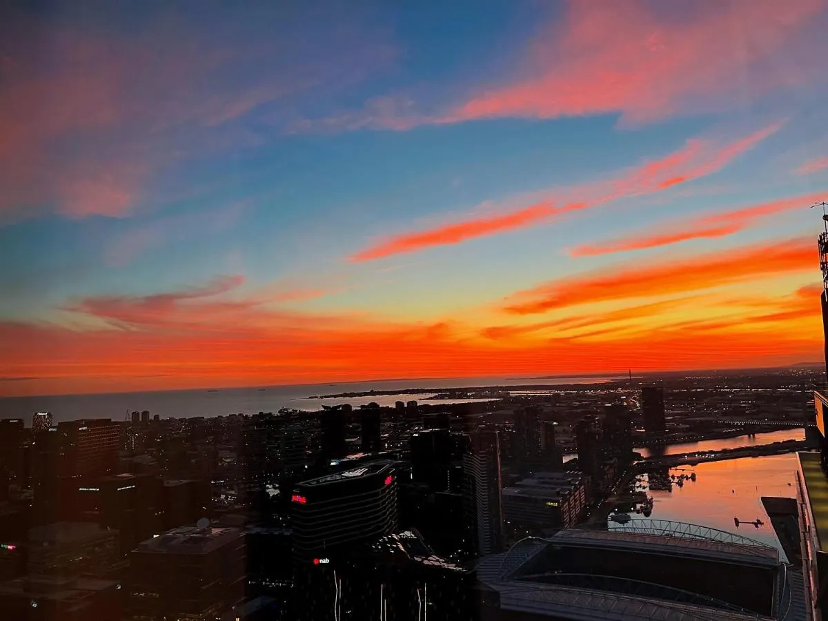 WSP luxury 2b2b apartment in CBD with free parking — 3