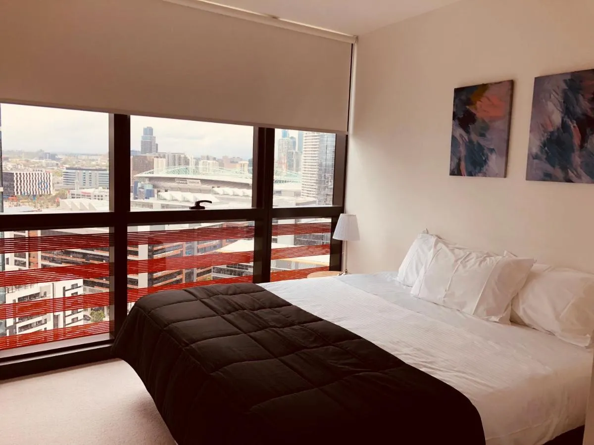 Winston Apartments Docklands — 3