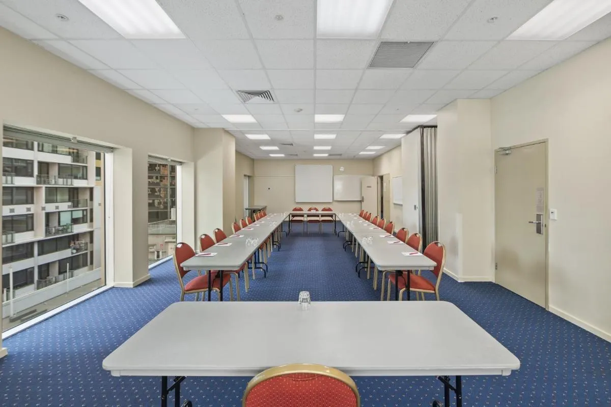 YEHS Hotel Melbourne CBD — 5