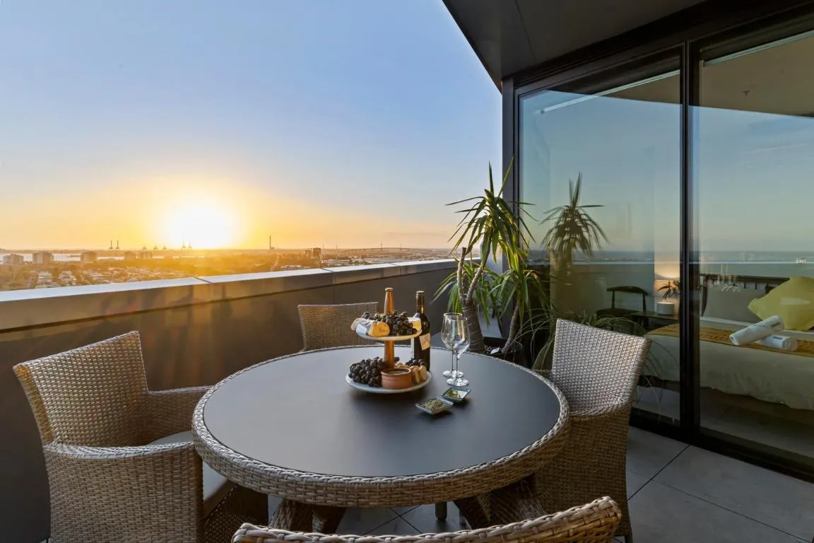 Zi apartments – with Balcony, Bayview, Sauna and Pool
