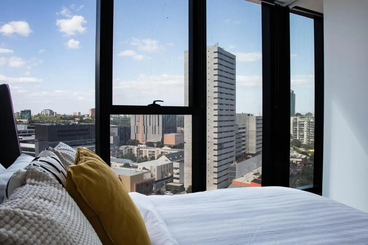 1 BRM, Southbank, Next to Crown, King Bed — 2