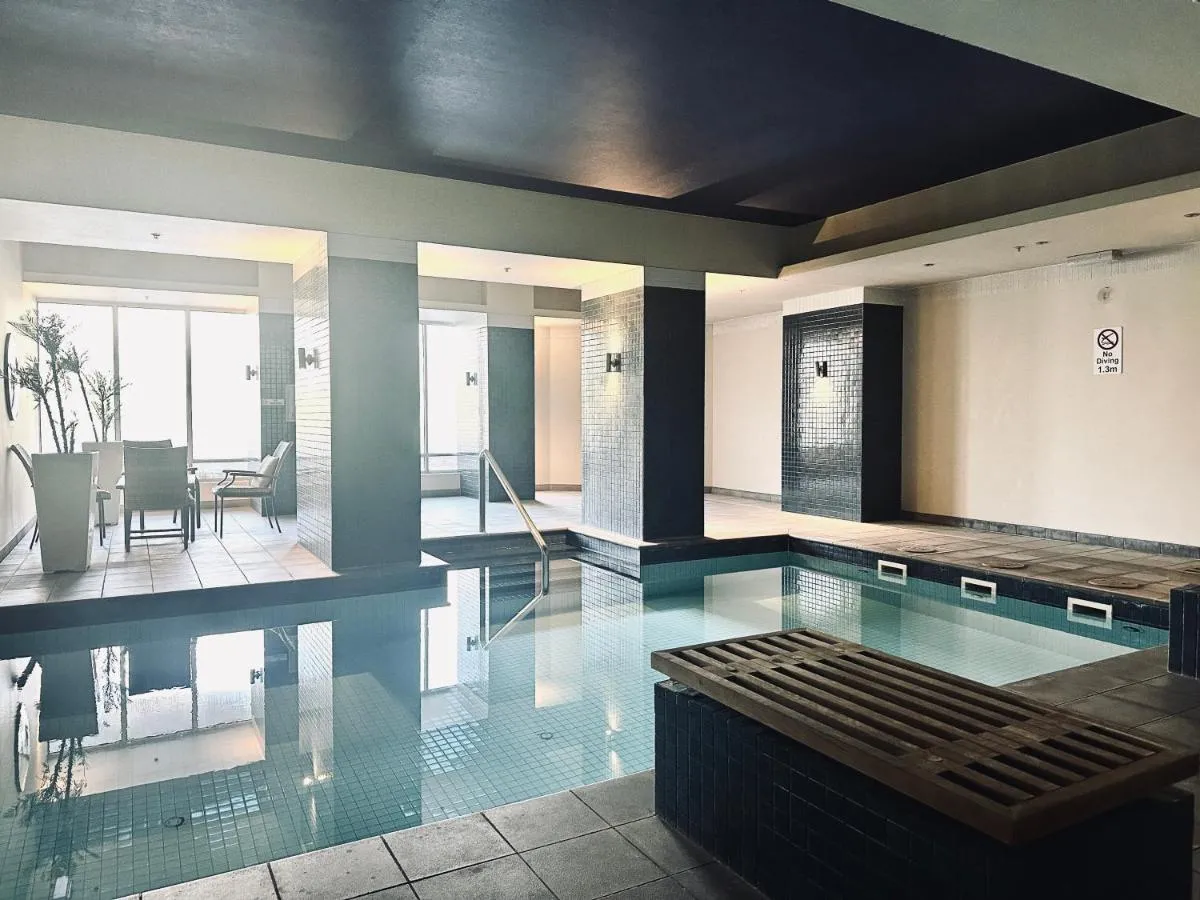 24th Floor Beauty 2br Southbankpoolgymparking — 4
