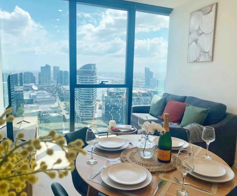 31st Floor! Amazing Sea View 2B2B@Southern Cross — 5
