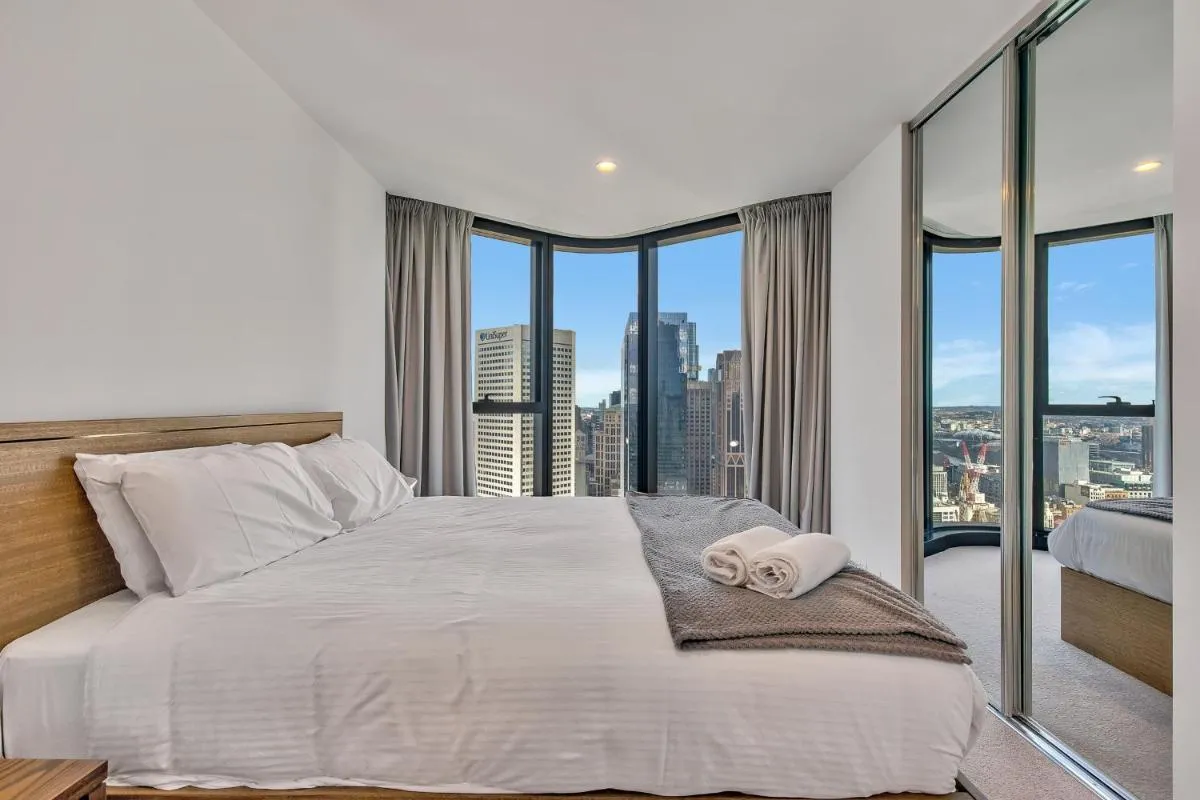 3BR 2BA Chic Apt with Parking — 2