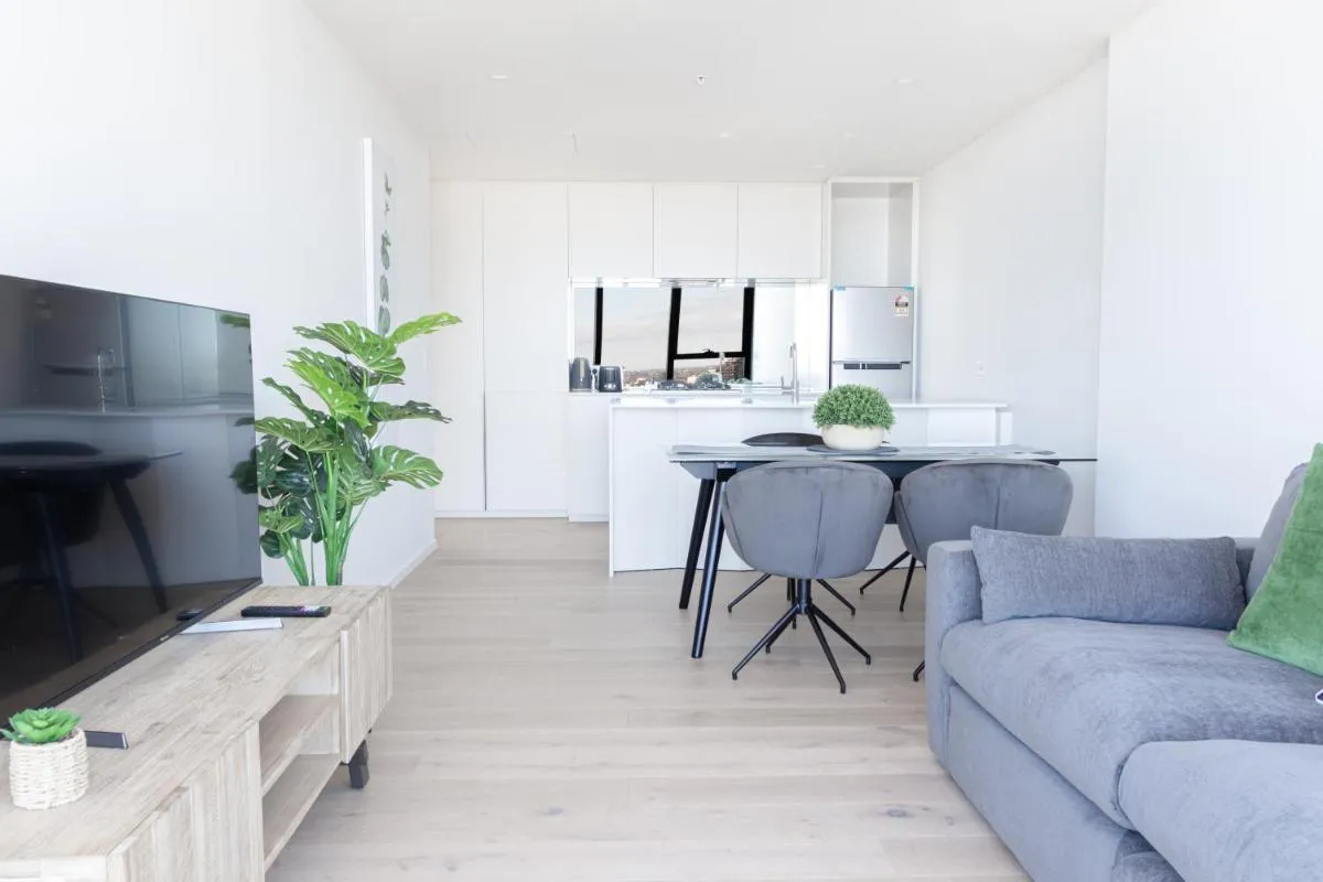 3BR 2BATH, Southbank, Stylish, Sea View — 5
