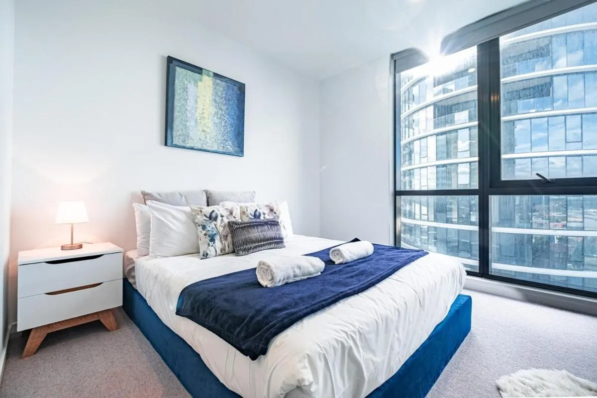 3br2ba Apt In Footscarypoolcar Parkwifi — 2