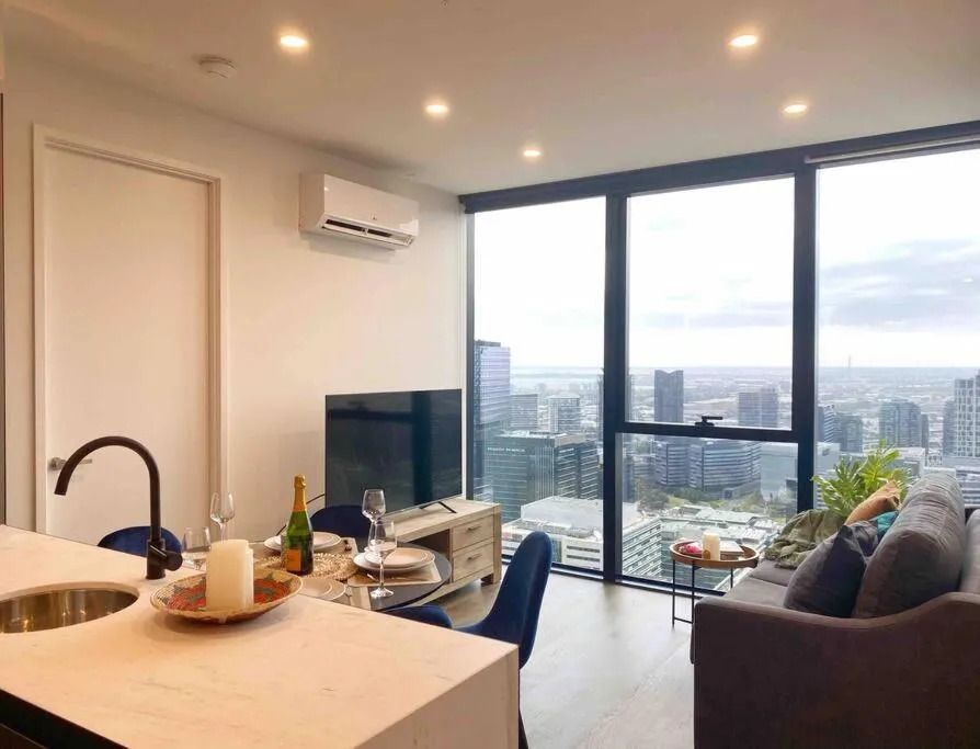 41st Floor! Premier 2B2B SkyStay@Southern Cross — 5