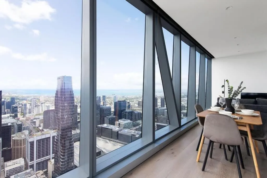 A 2BR Apt with Amazing City Views, FREE Parking — 2