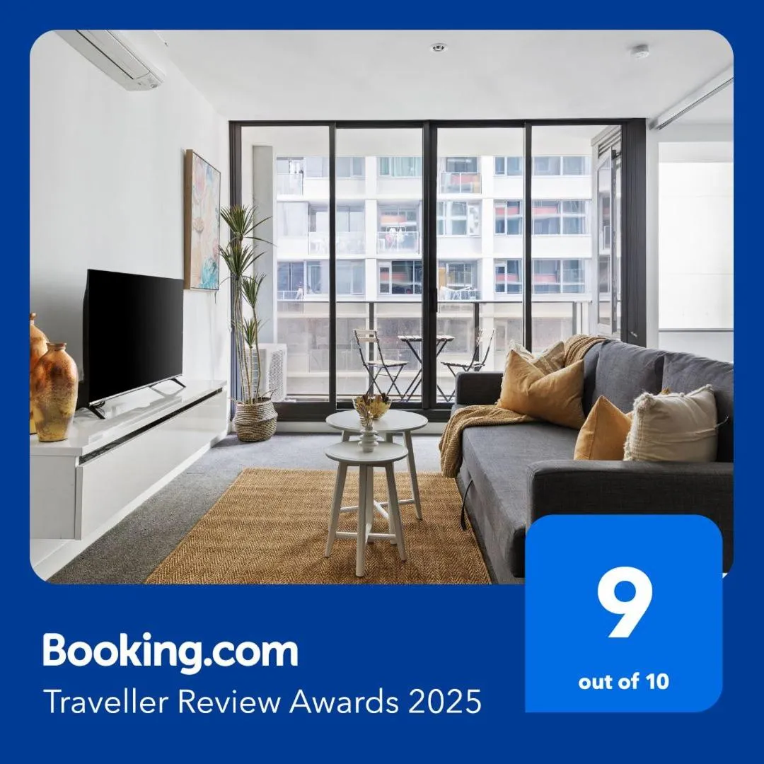 A Chic 2BR Apt Near Southern Cross, with Secure Parking — 4