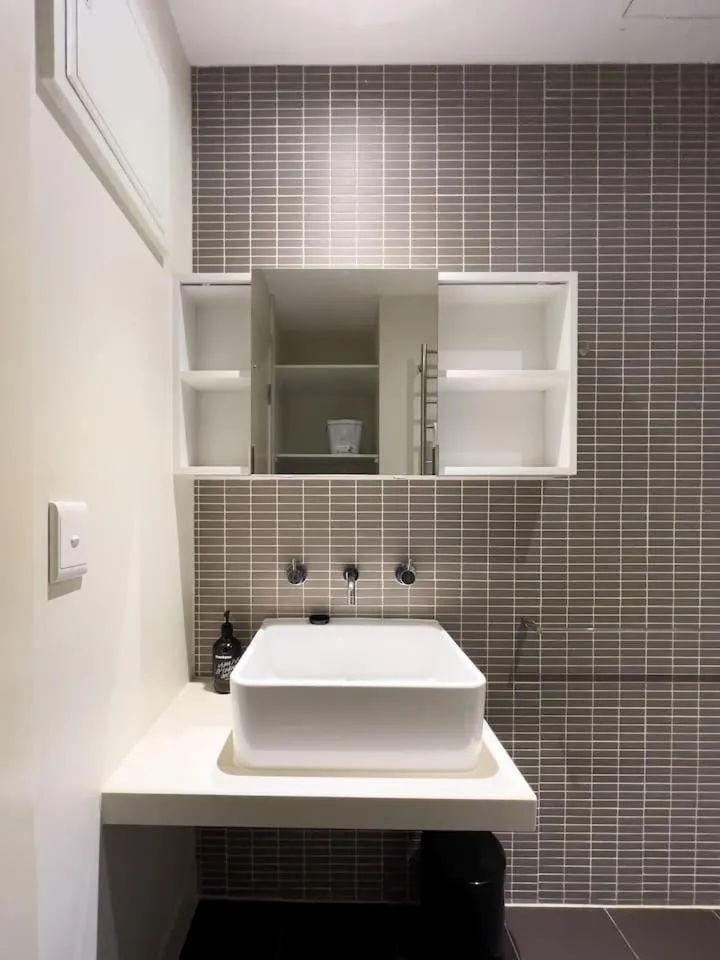 A City-centre Studio for Savvy Business Travellers — 4