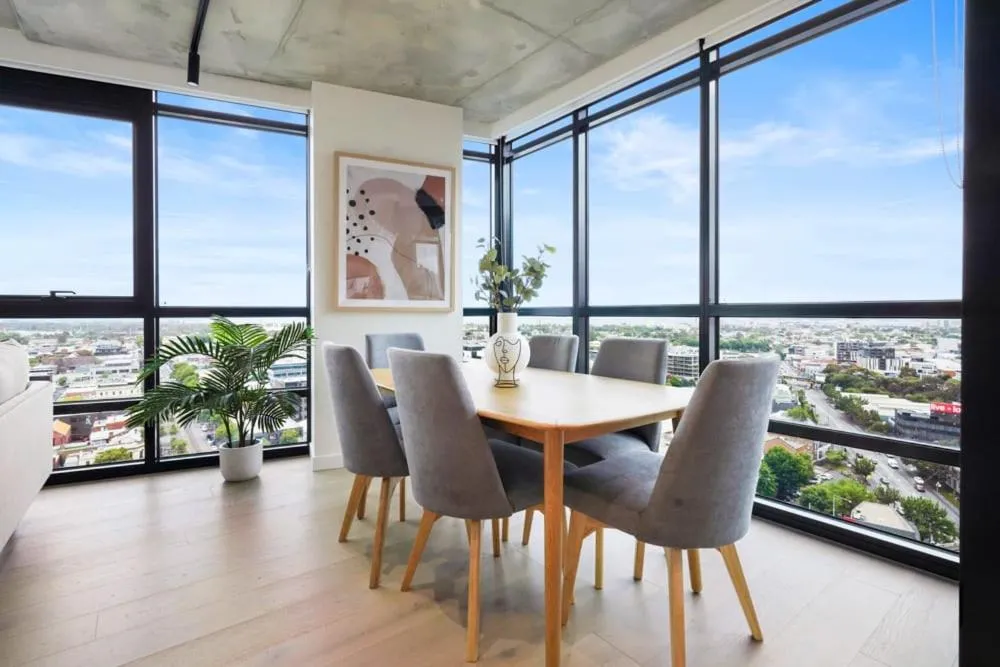 A Comfortable Stay Awaits you in Southbank — 4