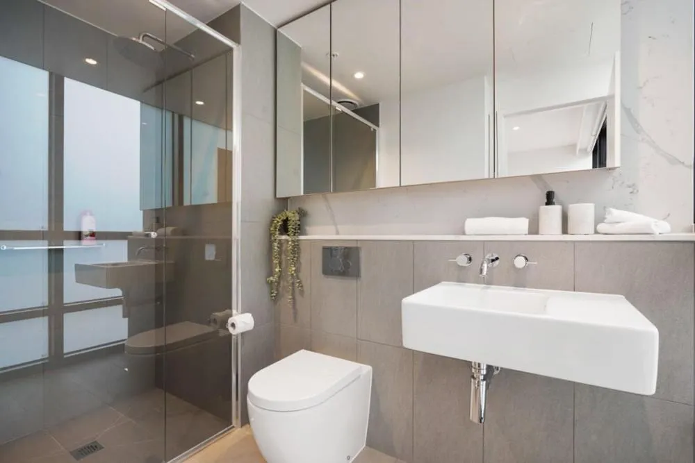 A Comfortable Stay Awaits you in Southbank — 5