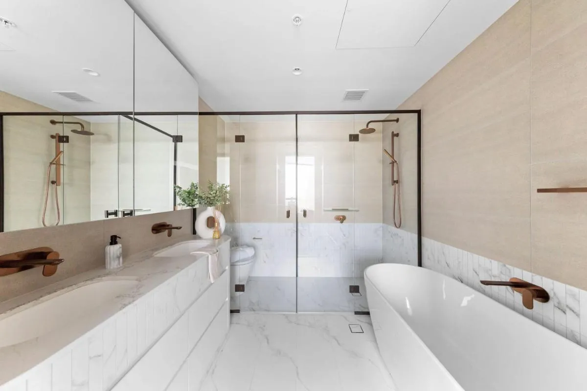 A Cozy 2BR Apt at Sapphire by the Gardens — 2